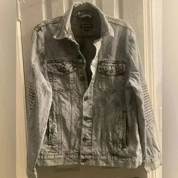 INC International Concepts Mens Denim Jacket in Gray whitewashed Size Large - Picture 1 of 12
